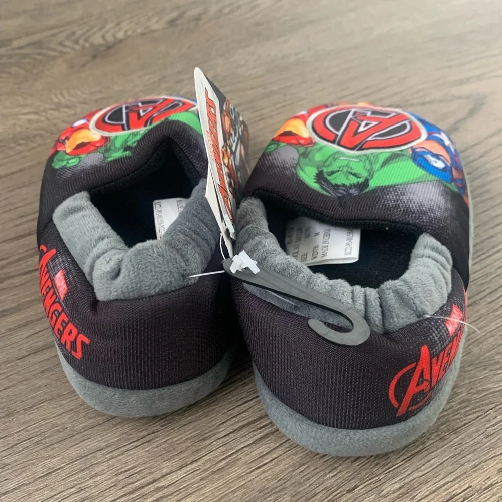 Marvel Avengers Toddler Slipper -‎ Size M (7/8) - NWT